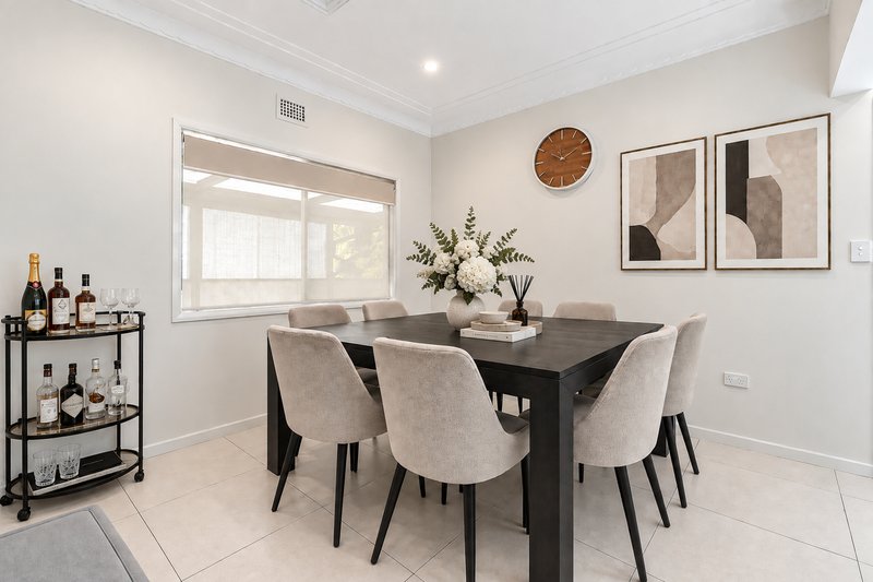 Photo - 32 Leigh Avenue, Roselands NSW 2196 - Image 3