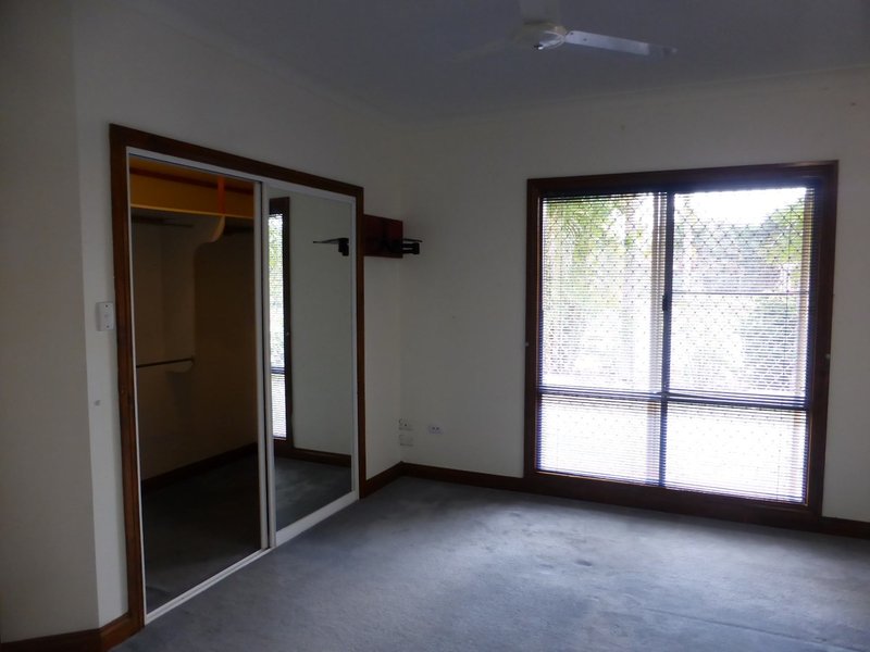 Photo - 32 Leonard Way, Nickol WA 6714 - Image 7