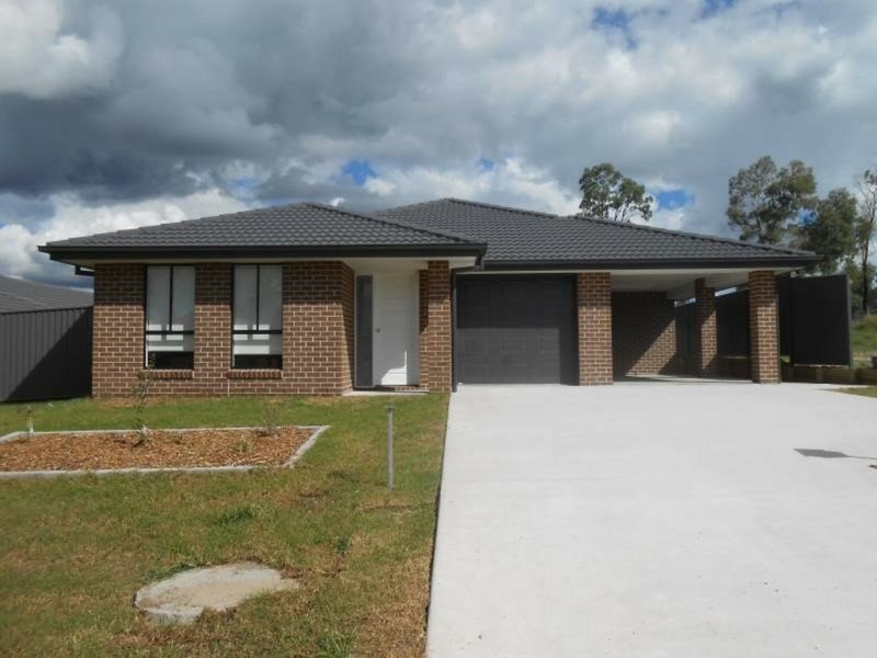 Photo - 32 Leonora Crescent, Kootingal NSW 2352 - Image 1