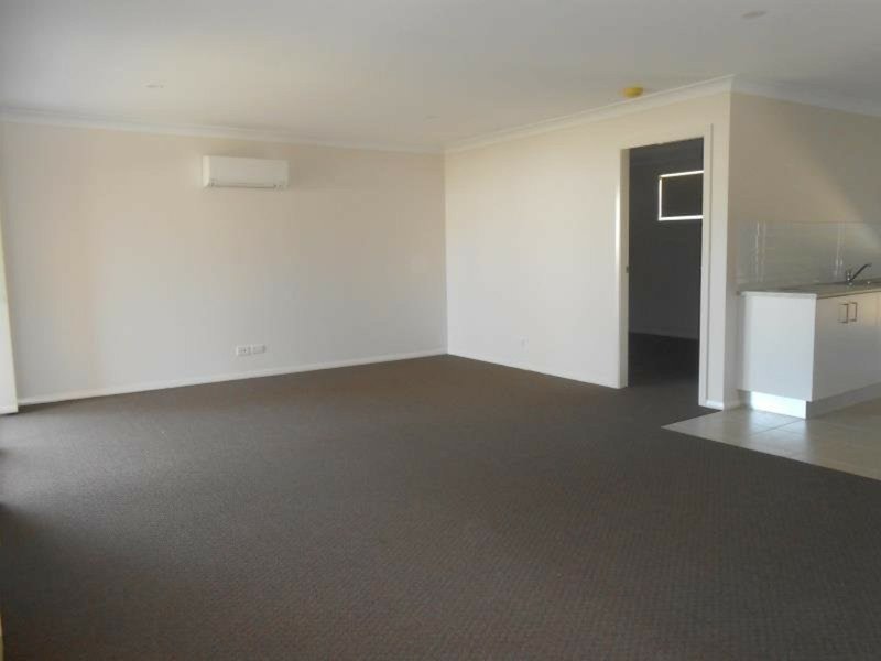 Photo - 32 Leonora Crescent, Kootingal NSW 2352 - Image 3