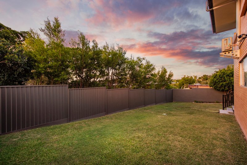 Photo - 32 Liatoki Street, Mansfield QLD 4122 - Image 13