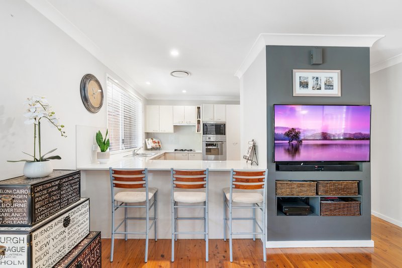 Photo - 32 Lily Street, Wetherill Park NSW 2164 - Image 6