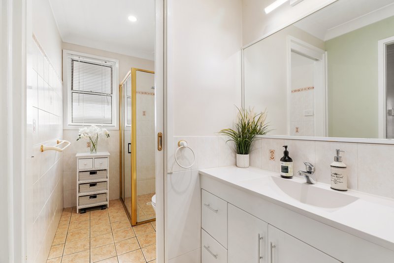 Photo - 32 Lily Street, Wetherill Park NSW 2164 - Image 10