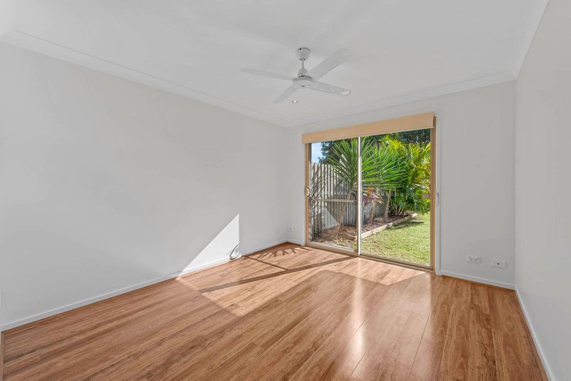 Photo - 32 Lister Street, North Lakes QLD 4509 - Image 6