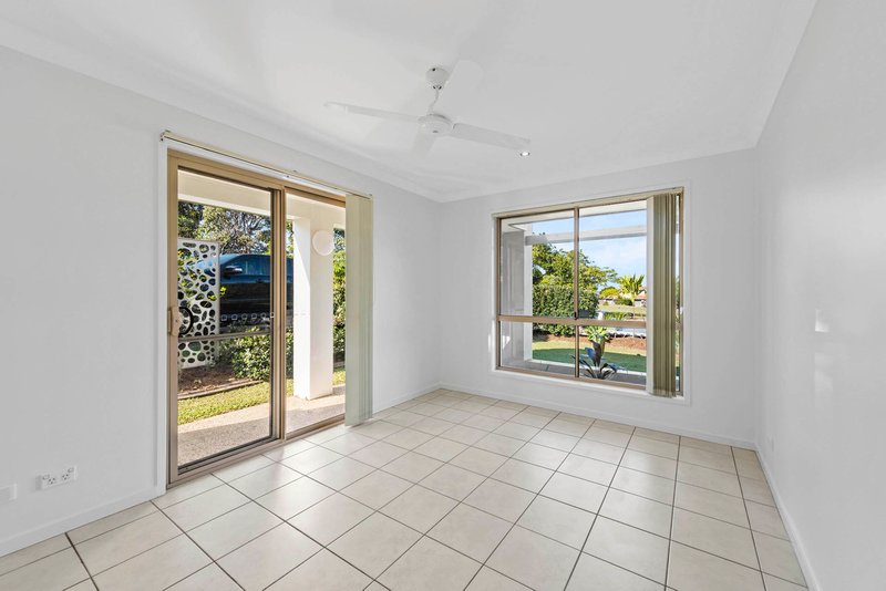 Photo - 32 Lister Street, North Lakes QLD 4509 - Image 8