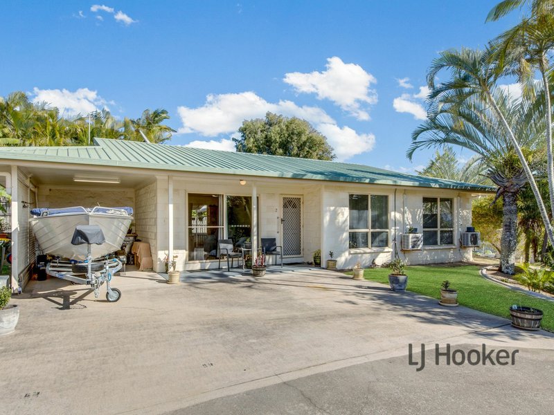 Photo - 32 Lomandra Street, Boyne Island QLD 4680 - Image 4