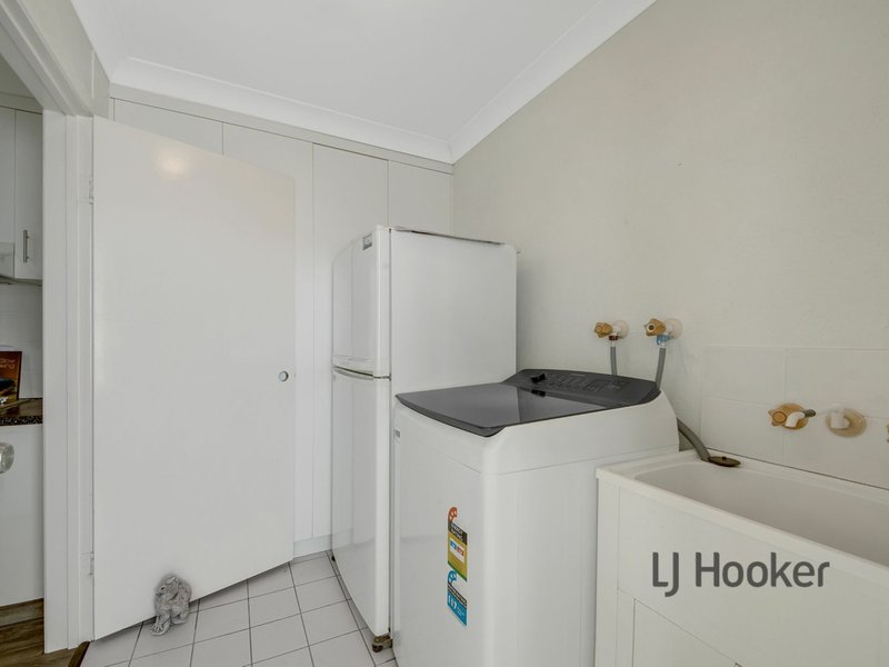 Photo - 32 Lomandra Street, Boyne Island QLD 4680 - Image 22