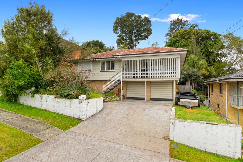 32 Long Street, Camp Hill QLD 4152