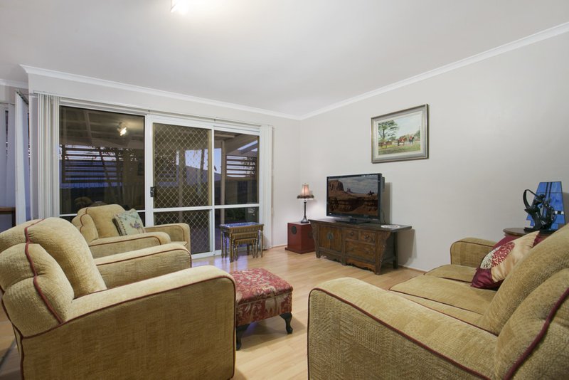 Photo - 32 Lorrikeet Street, Bundamba QLD 4304 - Image 10