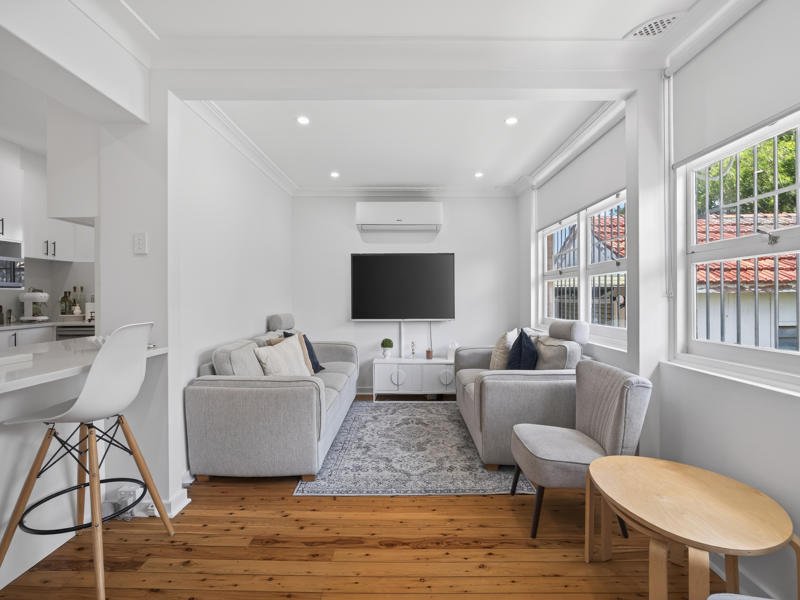 Photo - 32 Lumeah Avenue, Punchbowl NSW 2196 - Image 9