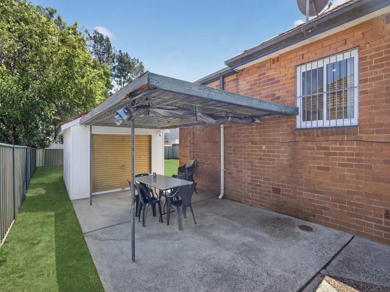 Photo - 32 Lumeah Avenue, Punchbowl NSW 2196 - Image 13