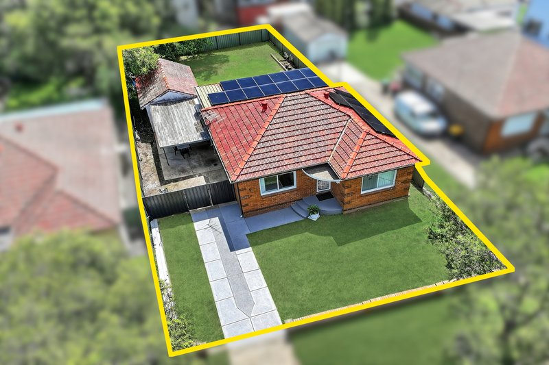 Photo - 32 Lumeah Avenue, Punchbowl NSW 2196 - Image 16