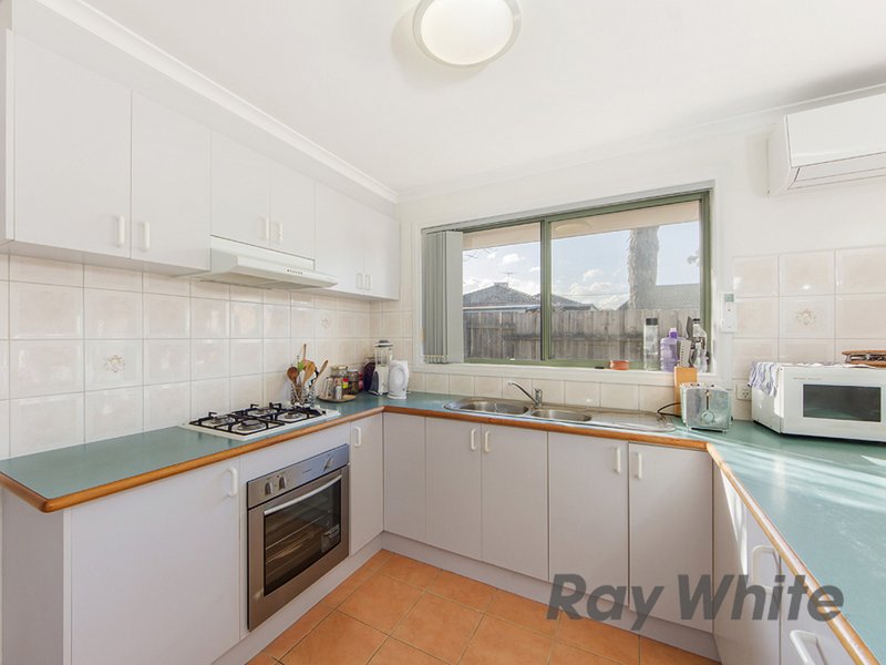 Photo - 3/2 Magnus Street, St Albans VIC 3021 - Image 4