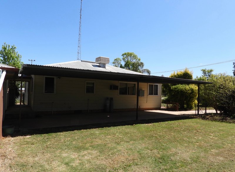 Photo - 32 Mallee Street, Barellan NSW 2665 - Image 9