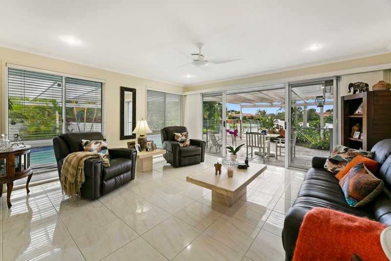 Photo - 32 Manly Drive, Robina QLD 4226 - Image 14