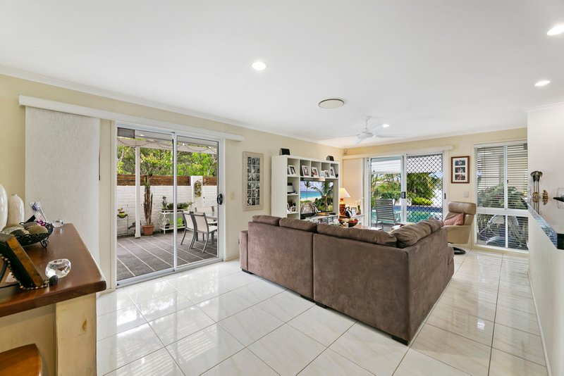 Photo - 32 Manly Drive, Robina QLD 4226 - Image 16