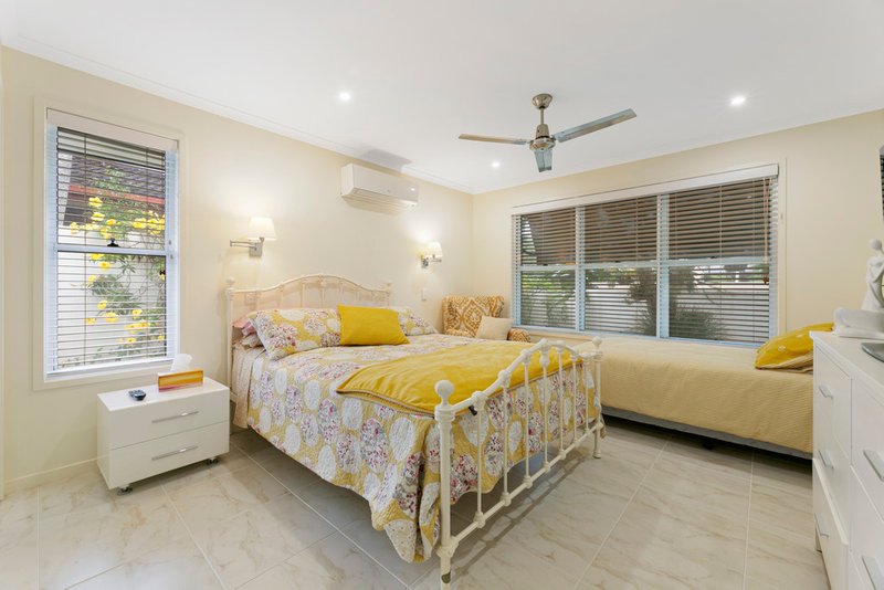 Photo - 32 Manly Drive, Robina QLD 4226 - Image 22