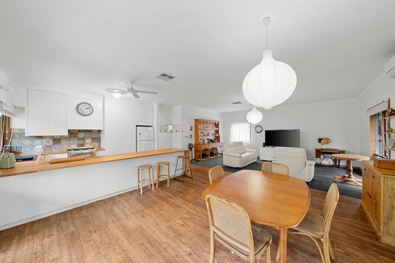 Photo - 32 Manse Road, Cobram VIC 3644 - Image 3