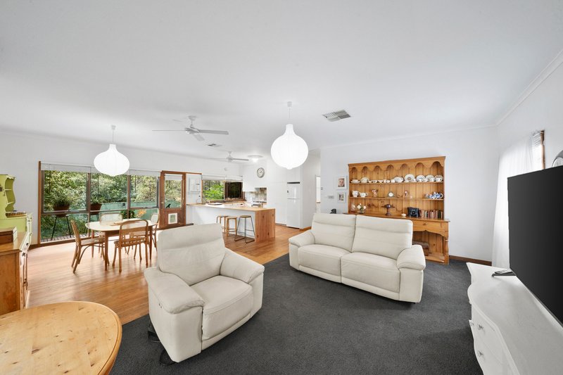 Photo - 32 Manse Road, Cobram VIC 3644 - Image 6