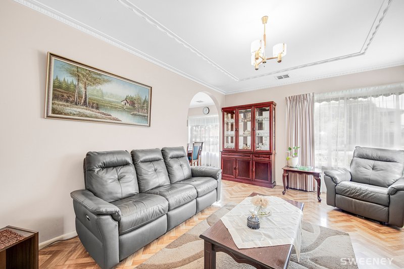 Photo - 32 Marigold Avenue, Altona North VIC 3025 - Image 4