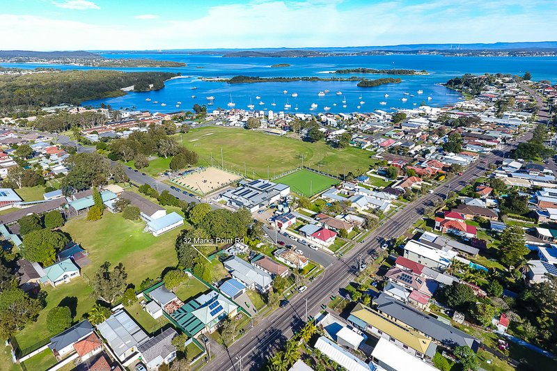 Photo - 32 Marks Point Road, Marks Point NSW 2280 - Image 9