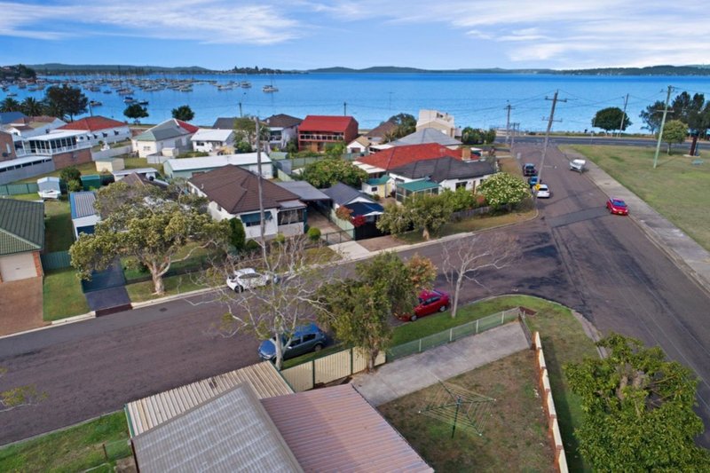 Photo - 32 Marks Street, Belmont NSW 2280 - Image 7