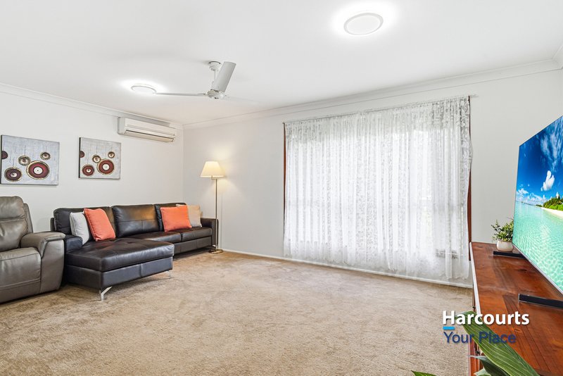 Photo - 32 Marrett Way, Cranebrook NSW 2749 - Image 2