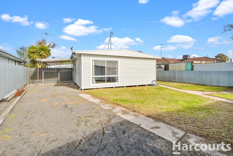 Photo - 32 Mathoura Street, Horsham VIC 3400 - Image 11