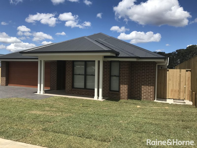 Photo - 32 Maxted Street, Renwick NSW 2575 - Image 7