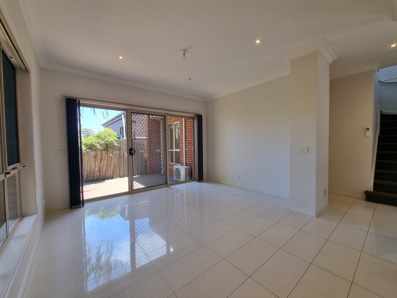 Photo - 3/2 Mcbean Street, Clayton VIC 3168 - Image 6