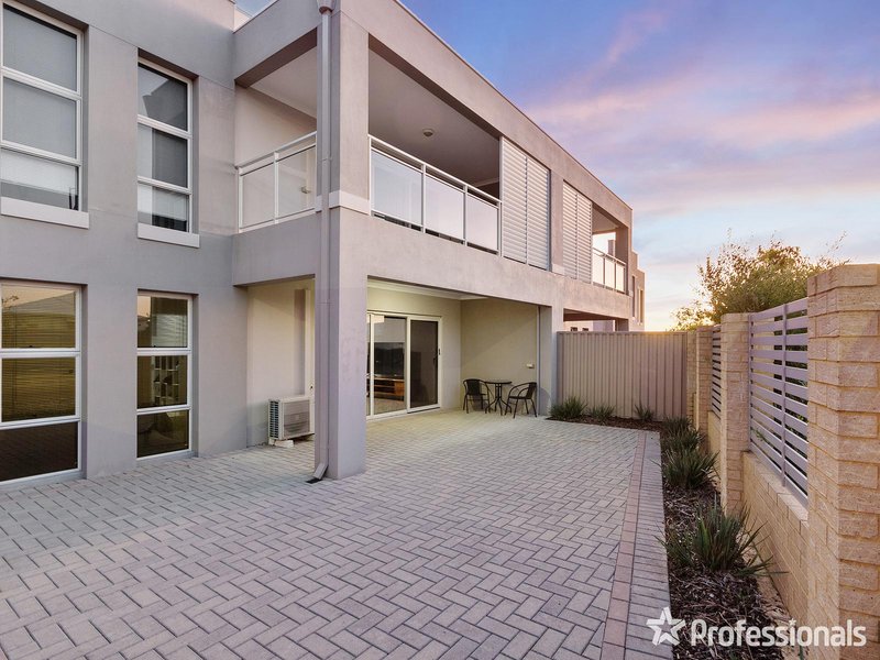 3/2 Mcdougal Way, Baldivis WA 6171