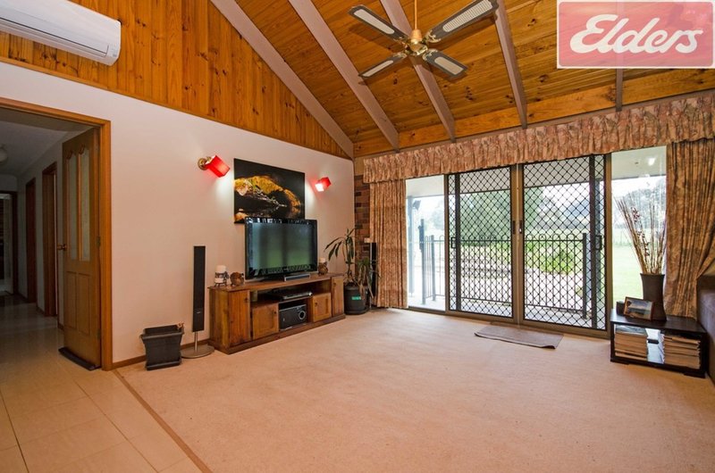 Photo - 32 Mclindens Lane, Barnawartha North VIC 3691 - Image 7