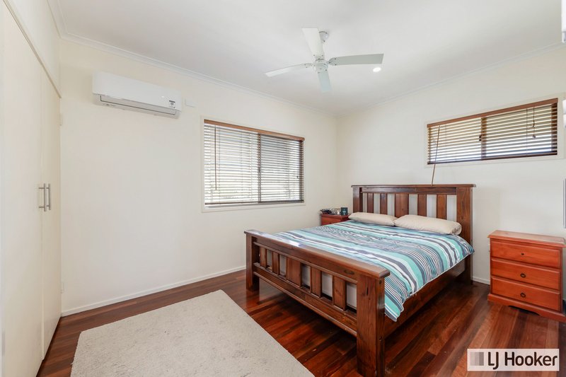 Photo - 32 Mcveigh Street, Kepnock QLD 4670 - Image 9