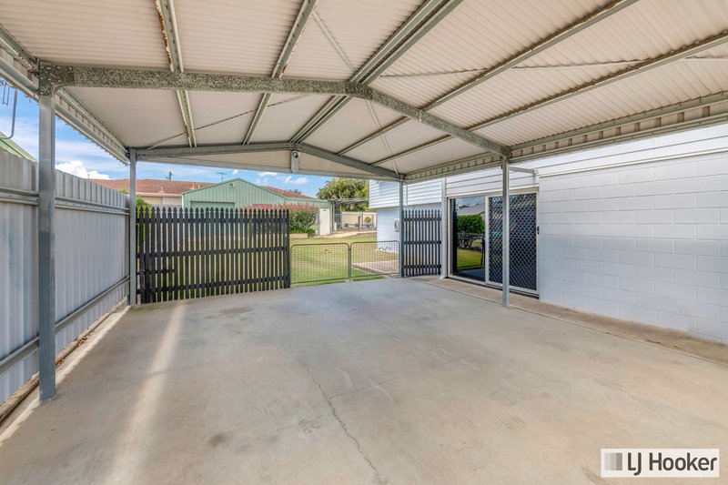 Photo - 32 Mcveigh Street, Kepnock QLD 4670 - Image 22