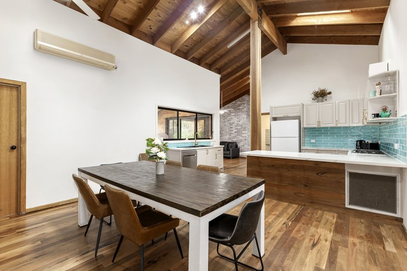 Photo - 32 Melrose Drive, Kilmore VIC 3764 - Image 9