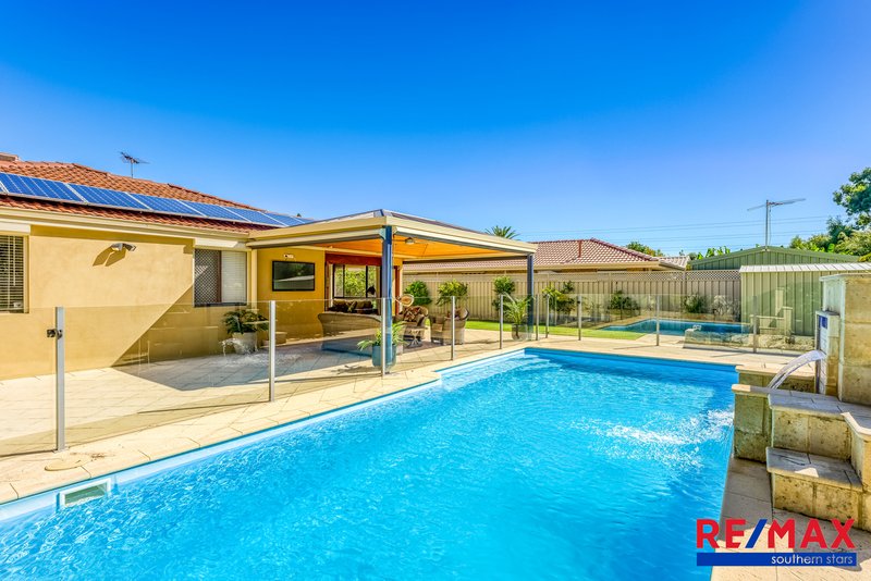 Photo - 32 Merrifield Circle, Leeming WA 6149 - Image 25