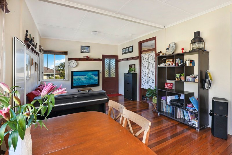 Photo - 32 Meta Street, Mooloolaba QLD 4557 - Image 4