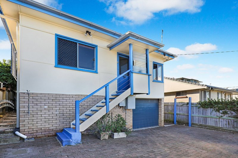 Photo - 32 Meta Street, Mooloolaba QLD 4557 - Image 10