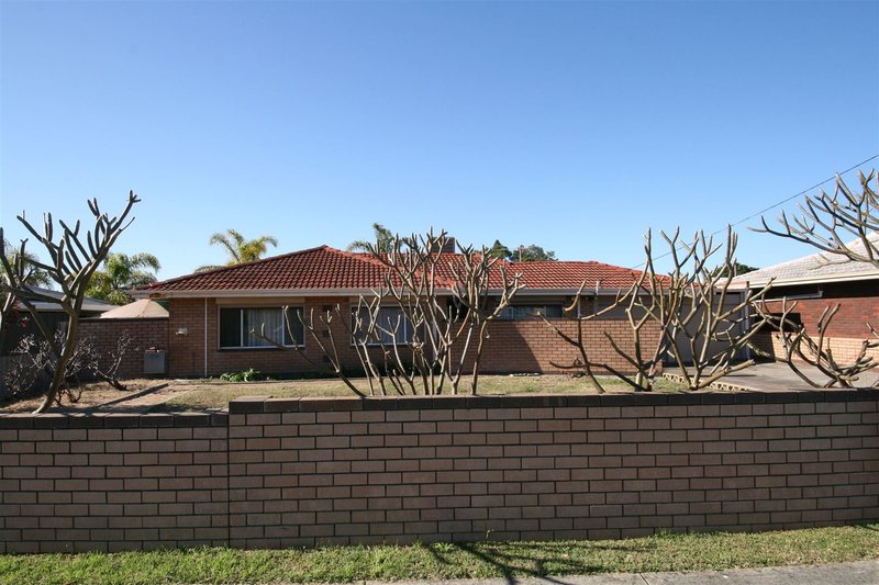 Photo - 32 Milina Street, Hillman WA 6168 - Image 16