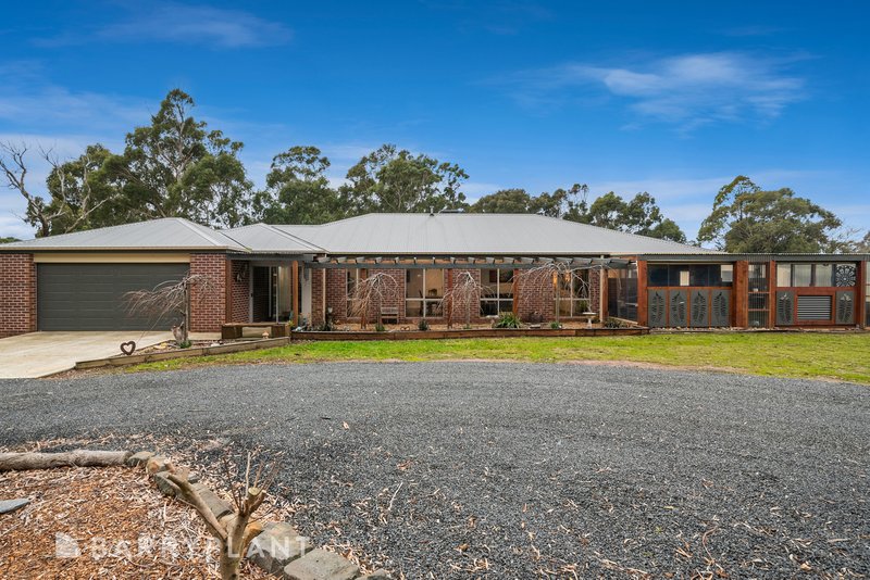 Photo - 32 Mill Road, Kilmore VIC 3764 - Image 2