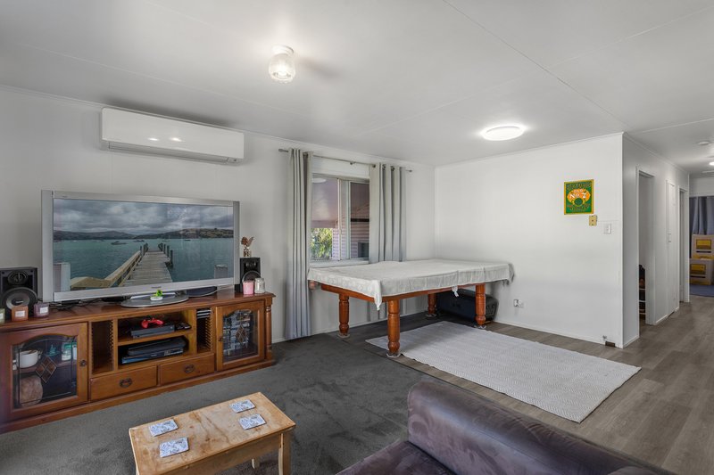 Photo - 32 Milligan Street, Oakey QLD 4401 - Image 5