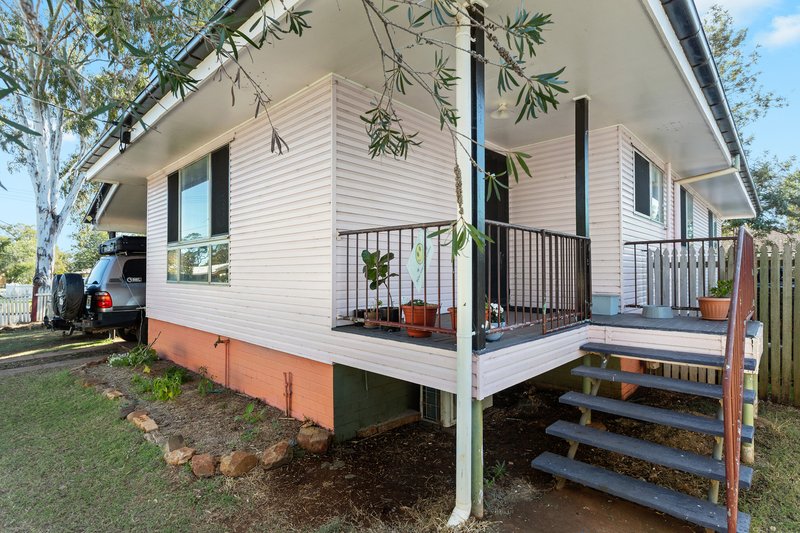 Photo - 32 Milligan Street, Oakey QLD 4401 - Image 10