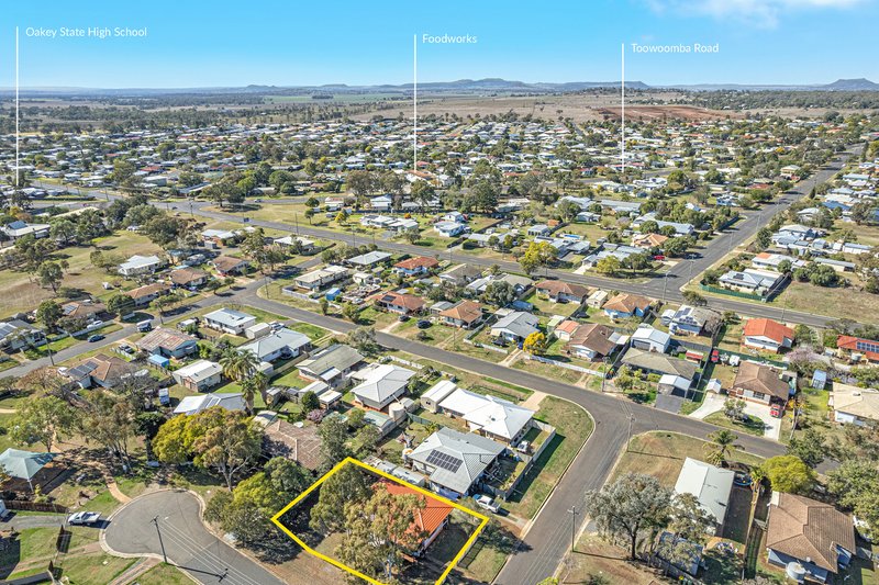 Photo - 32 Milligan Street, Oakey QLD 4401 - Image 15