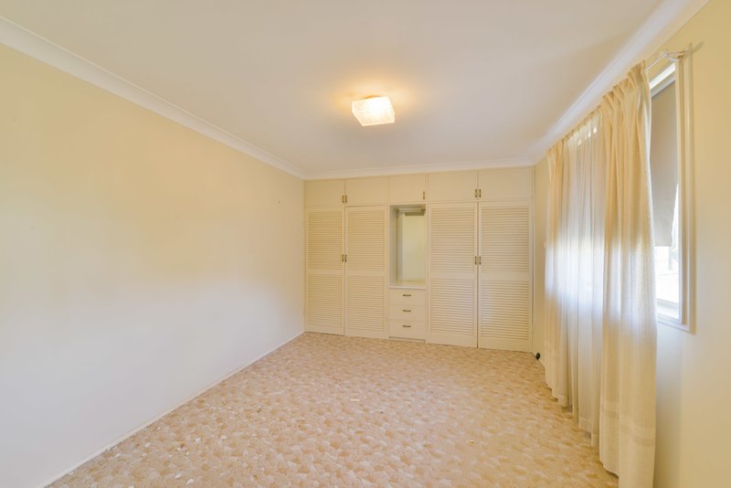 Photo - 32 Minnamurra Crescent, Tamworth NSW 2340 - Image 13