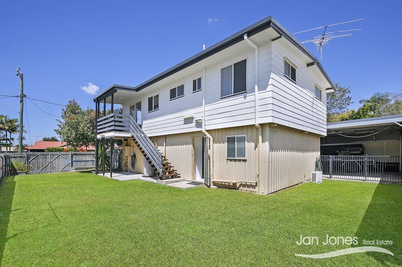 Photo - 32 Mirrabook St , Deception Bay QLD 4508 - Image 4