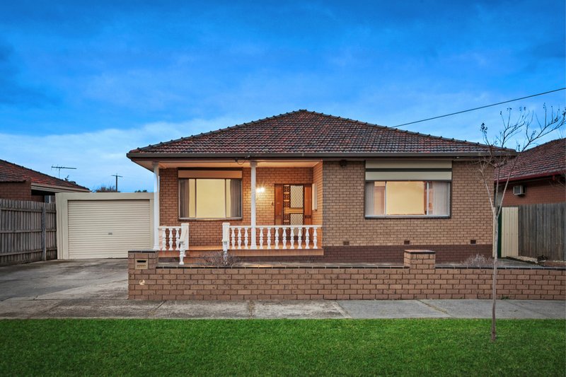 32 Moira Avenue, Reservoir VIC 3073