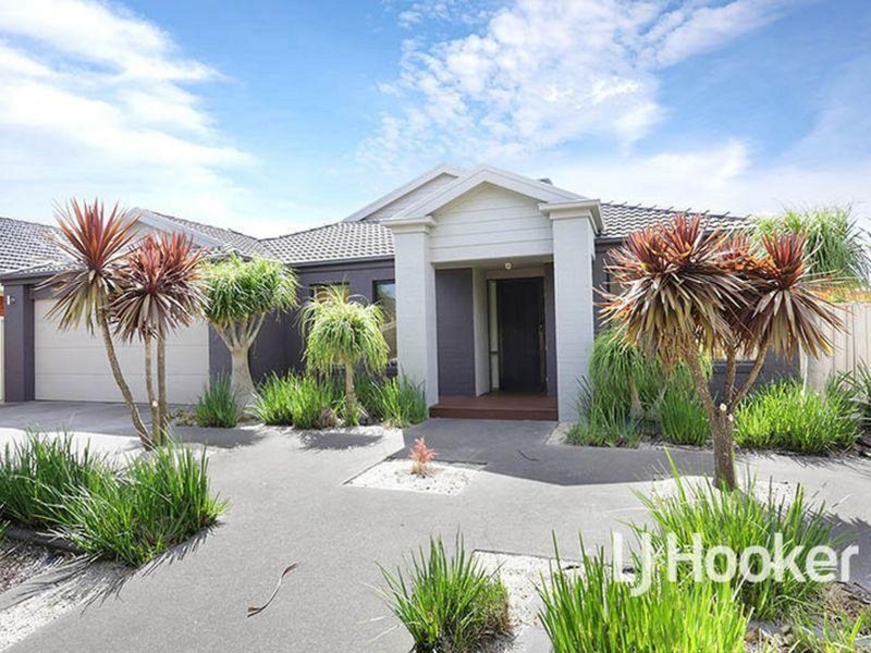 32 Monte Carlo Drive, Point Cook VIC 3030