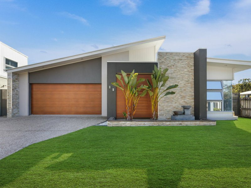 Photo - 32 Monterey Circuit, Brookwater QLD 4300 - Image 1
