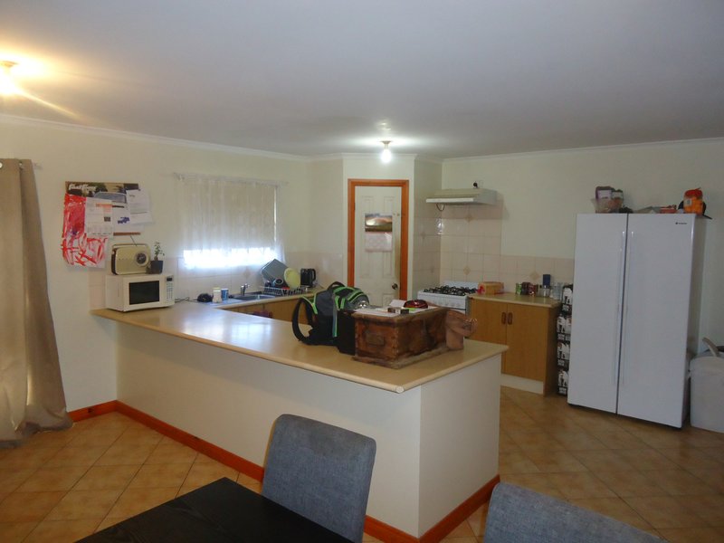 Photo - 32 Moppett Road, Port Pirie SA 5540 - Image 12