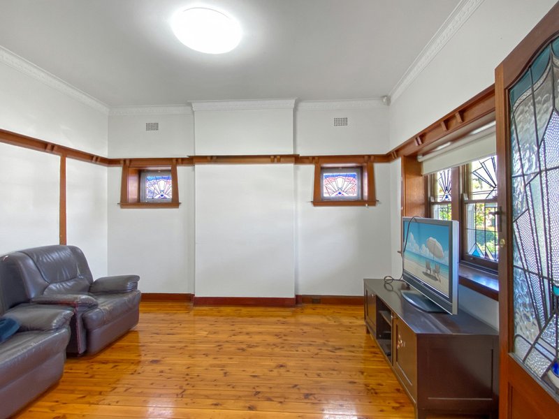 Photo - 32 Mosely Street, Strathfield NSW 2135 - Image 4